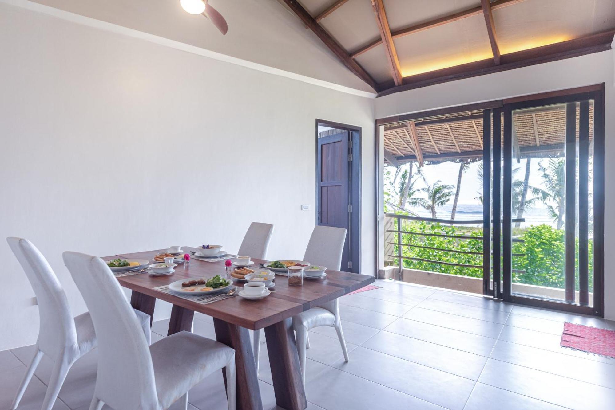 L'Osteria Luxe Beachfront B&B General Luna  Exteriér fotografie