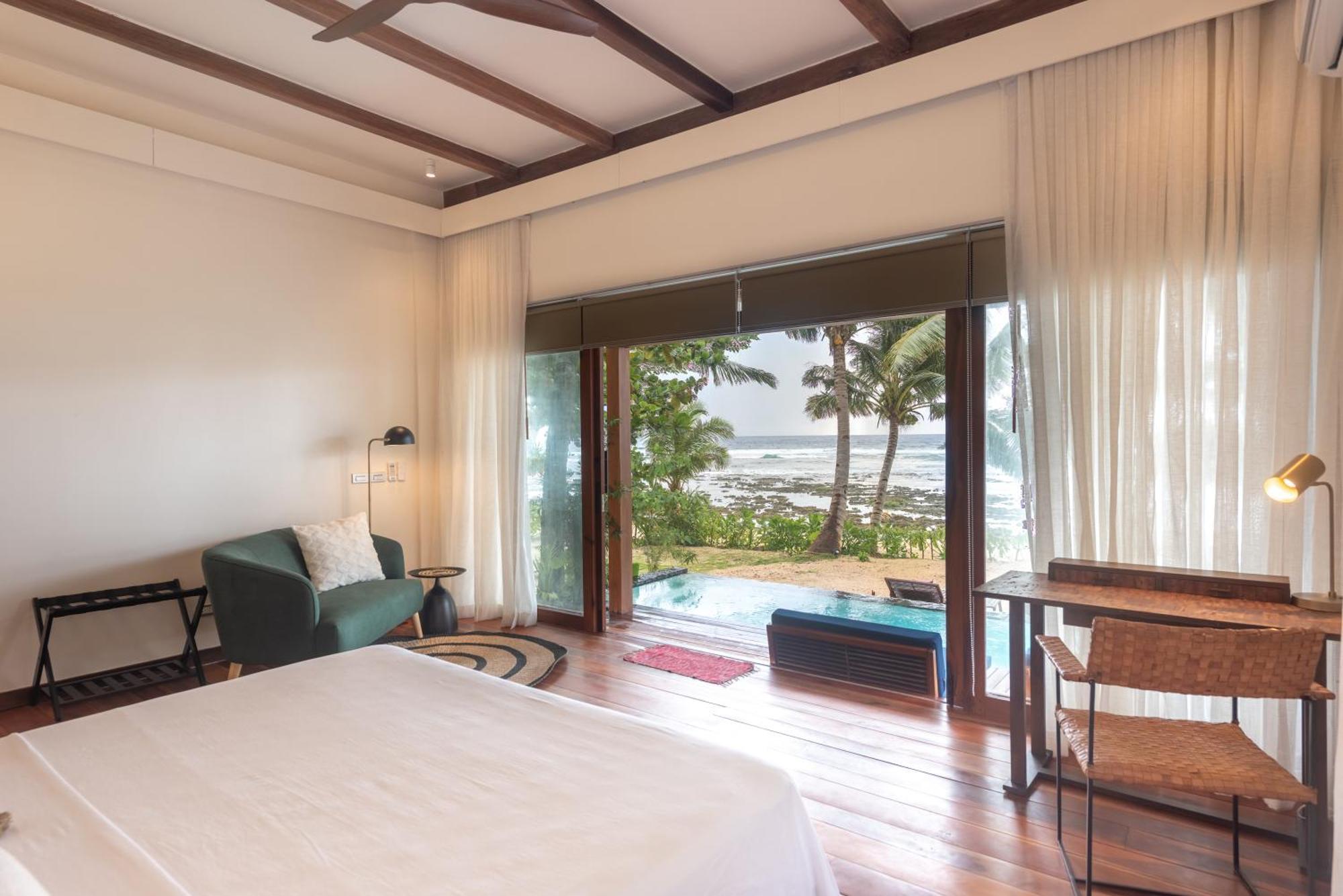 L'Osteria Luxe Beachfront B&B General Luna  Exteriér fotografie